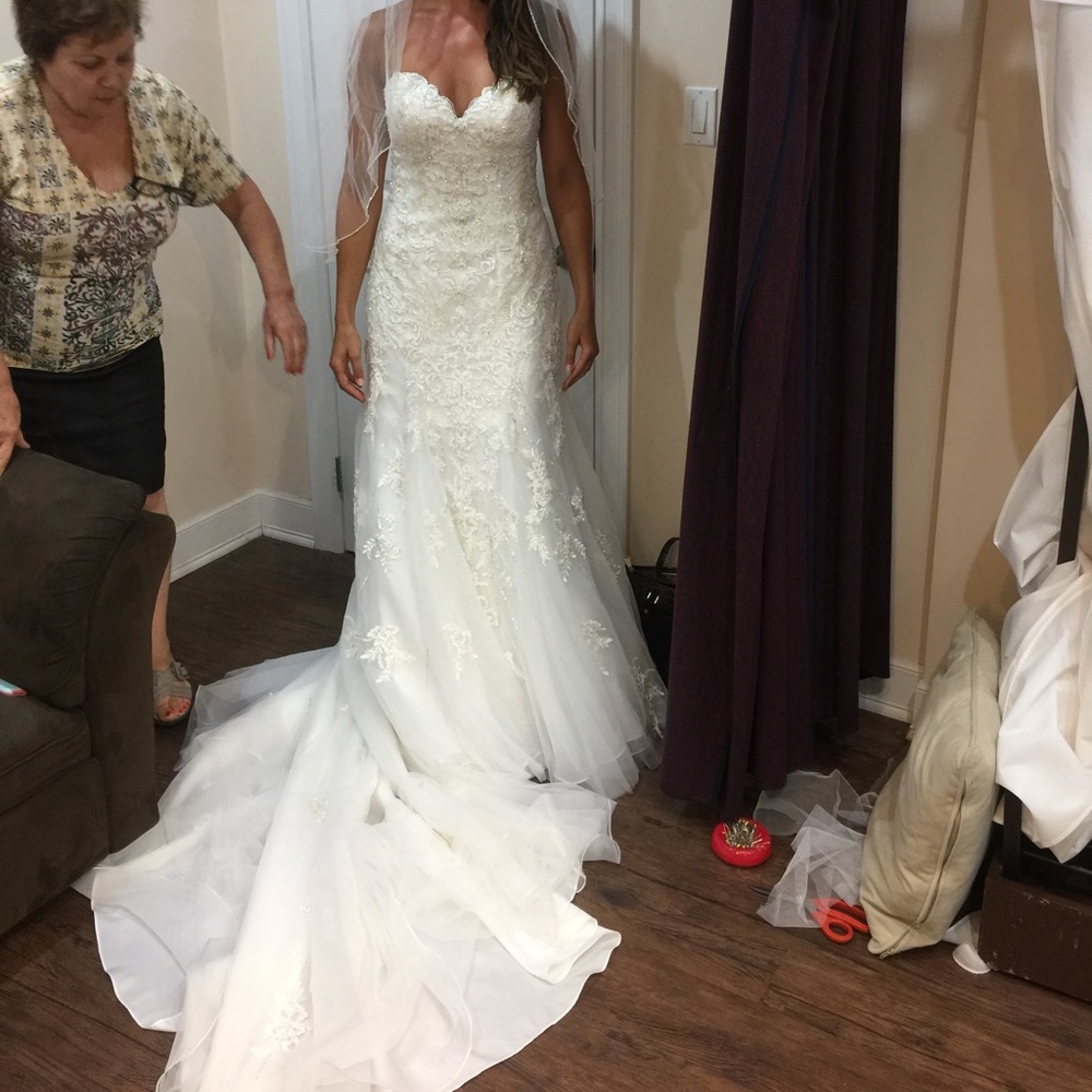 Sparkling Mermaid Wedding Dress - Picture 4 of 7